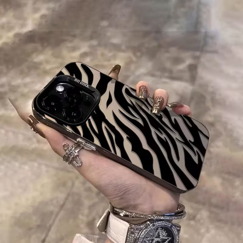 Zebra Pattern Black Advanced I - đánh giá và giá Apple Iphone 16