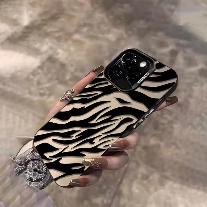 Zebra Pattern Black Advanced I - đánh giá và giá Apple Iphone 16