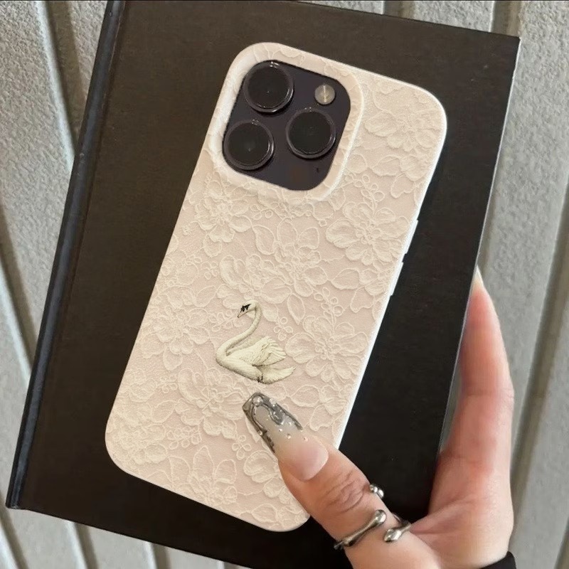 Lace Swan Pattern Lychee Textu - đánh giá và giá Apple Iphone 15